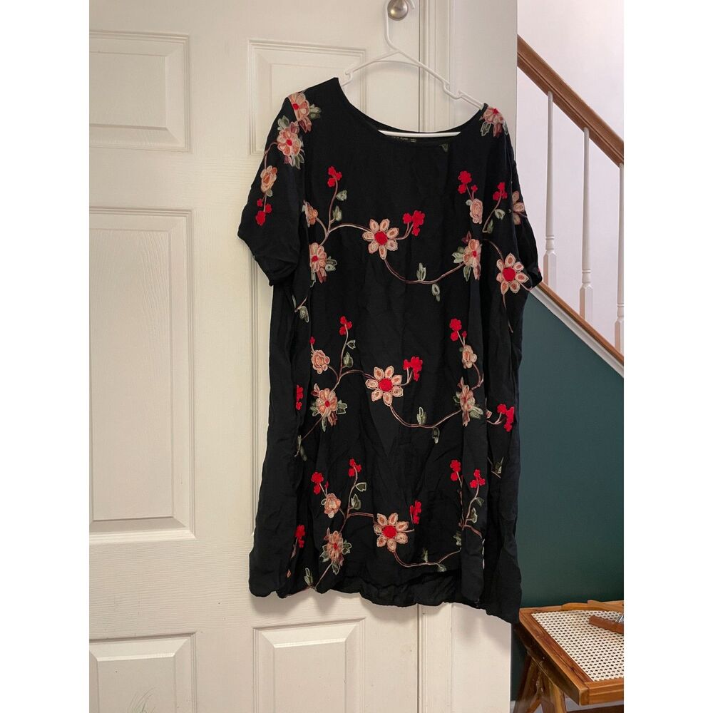 Plus Size 3X Black Embroidered Floral Tunic Dress Boho Lagenlook Cottagecore